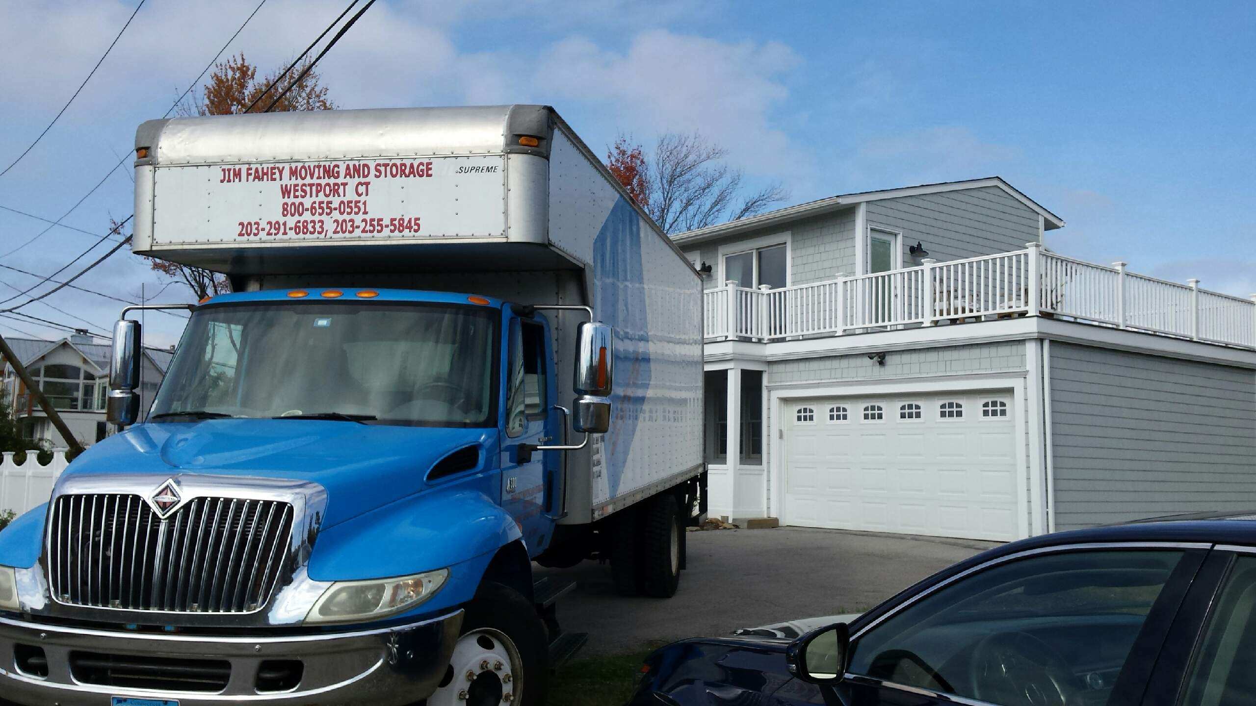 Jim Fahey Moving truck ready for residential move in Fairfield County CT